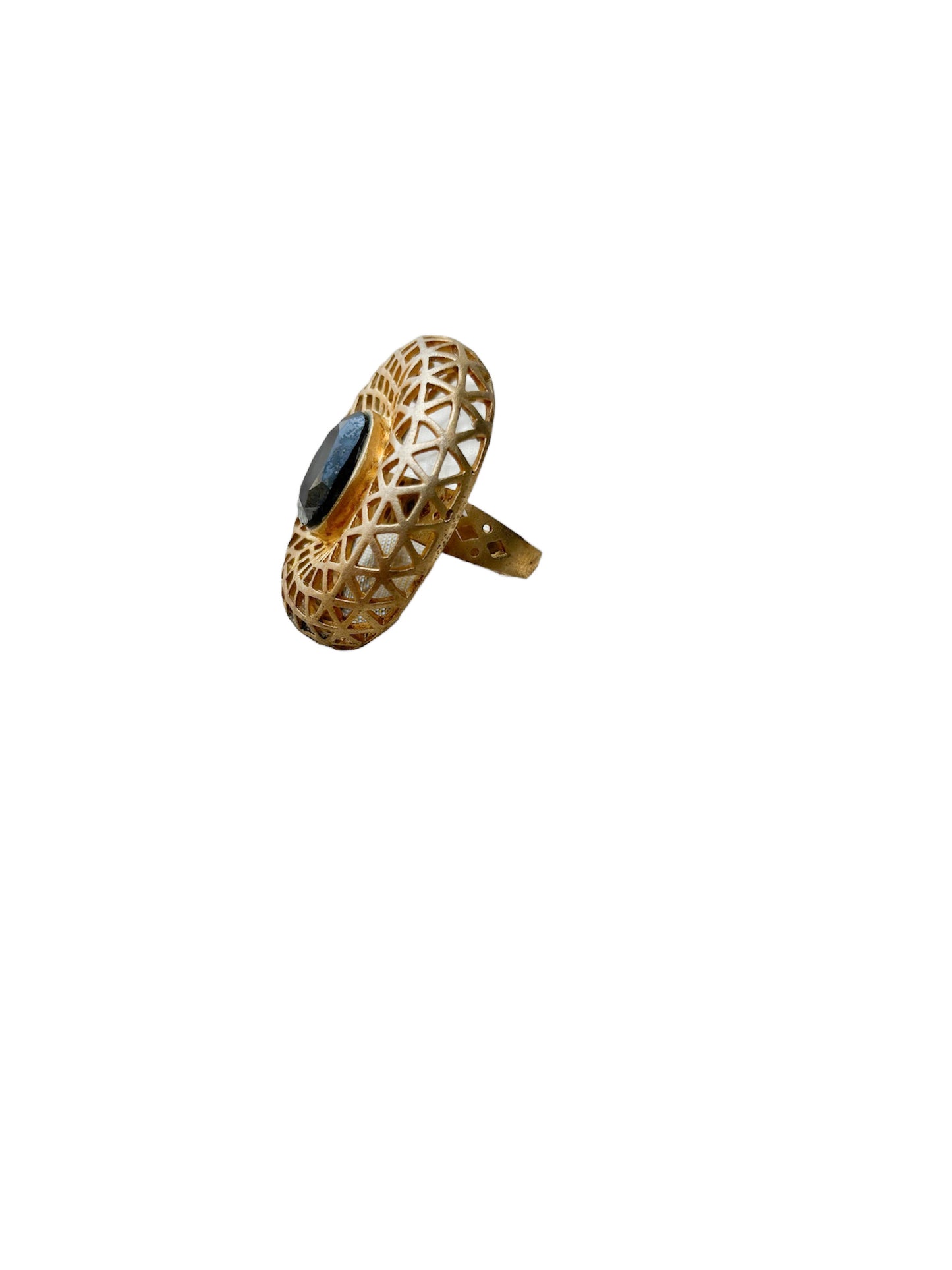 BLACK GOLDEN RING