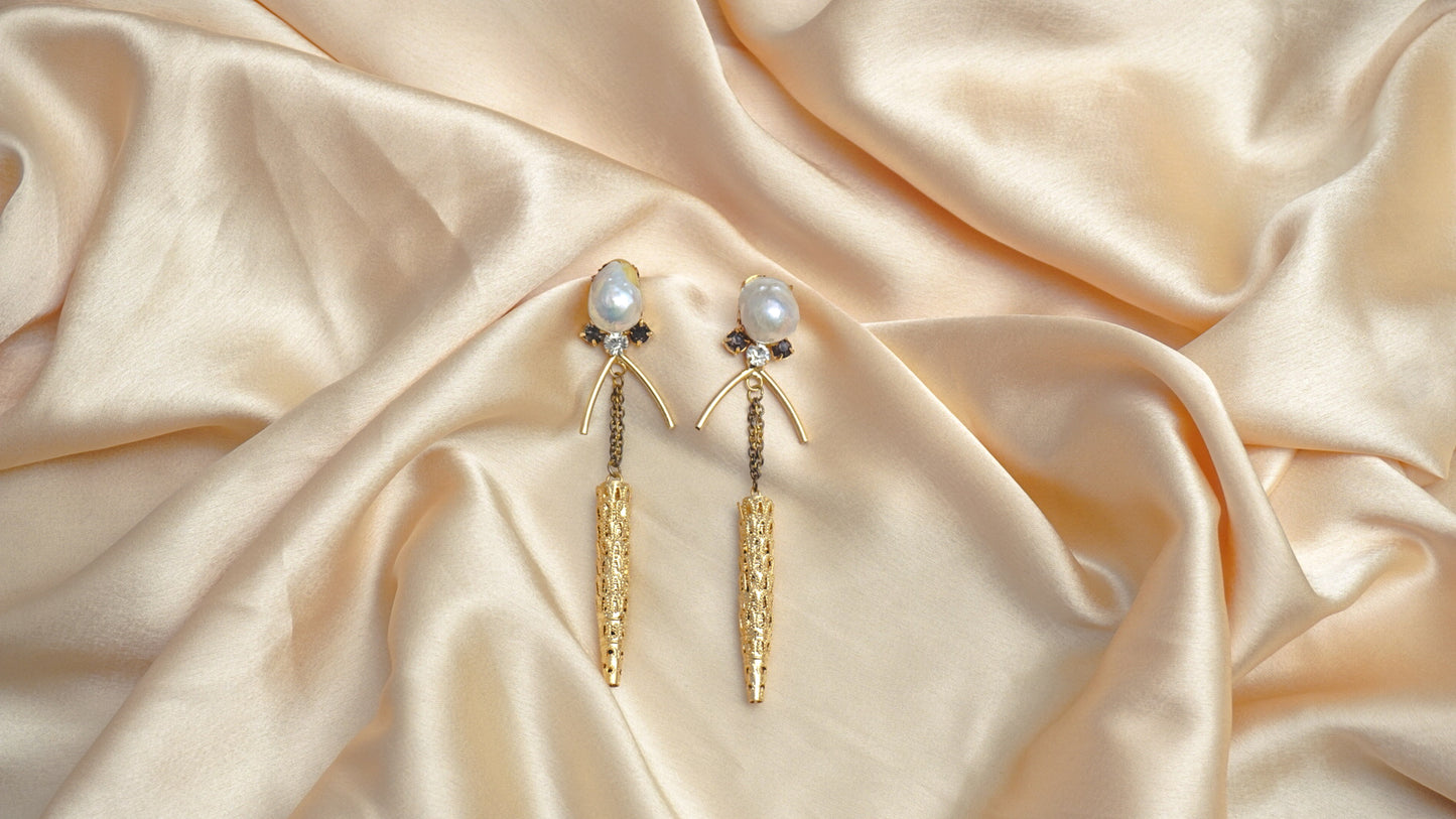 GOLDEN BAROQUE PEARL PARTY WEAR EARRINGS