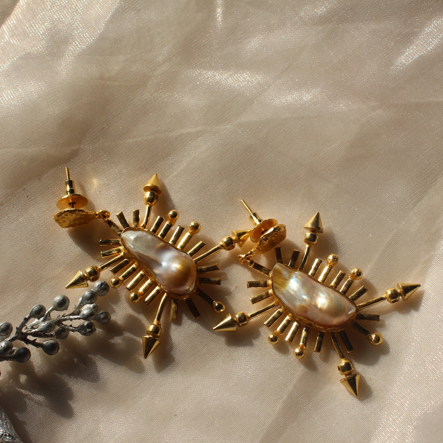 pearl golden studs