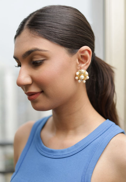 GOLDEN-PEARL-STUDS-EARRINGS